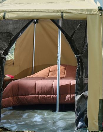 Tente yourte Steppe-ouverte-situation-détail