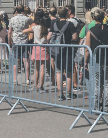 Barrière VAUBAN galvanisée à accrochage universel